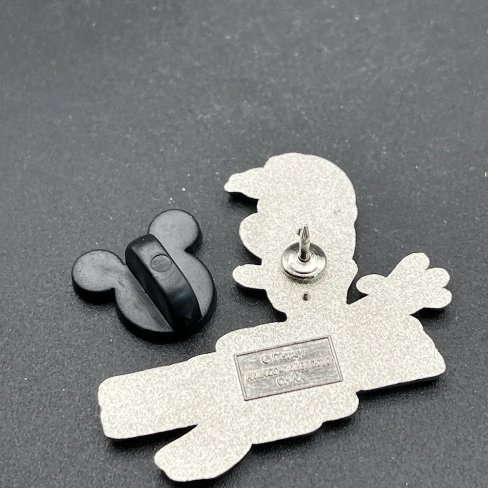 Disney MLB Baseball‎ All Star Game 2010 Donald Duck Lapel Hat Pin
